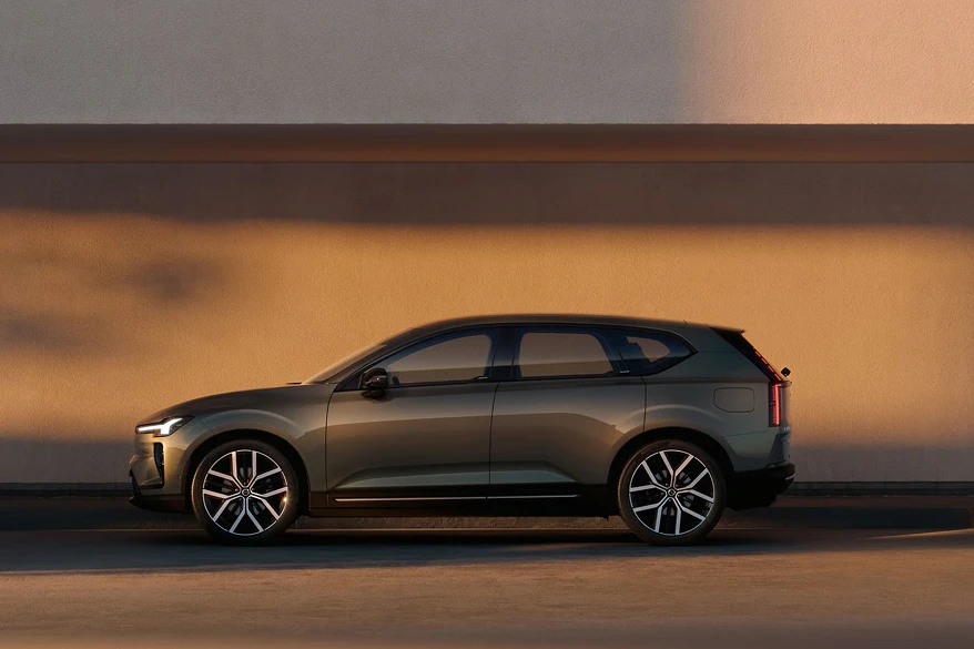 Volvo - EX60