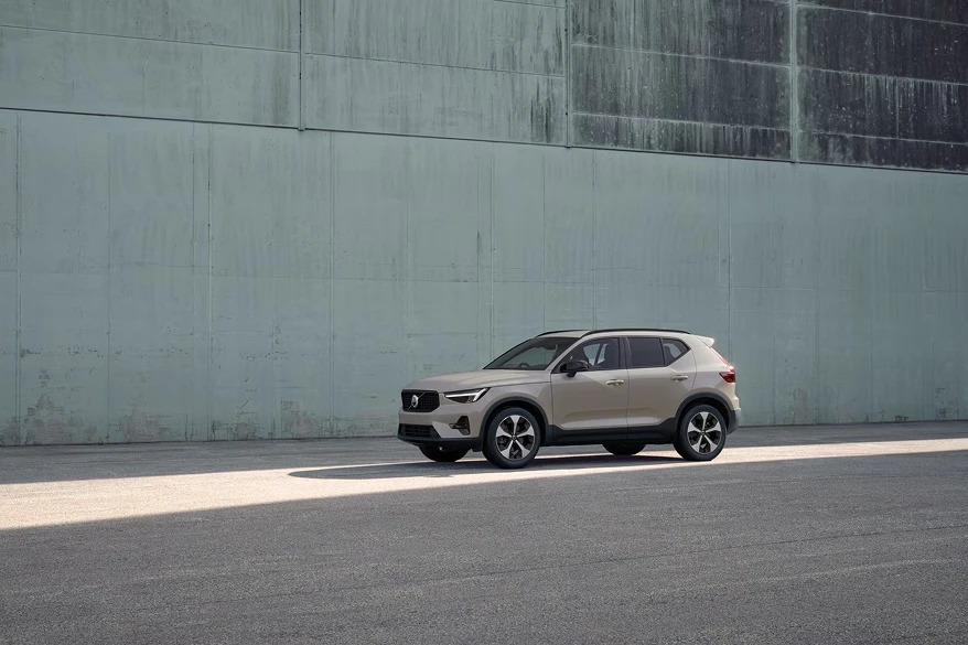 Volvo - XC40